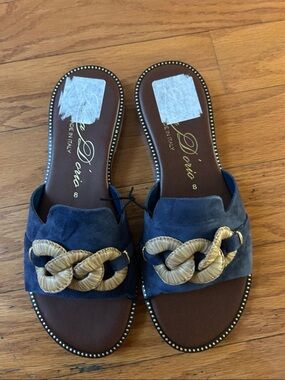 NEW Womem slide Sandals ( made in Italy)